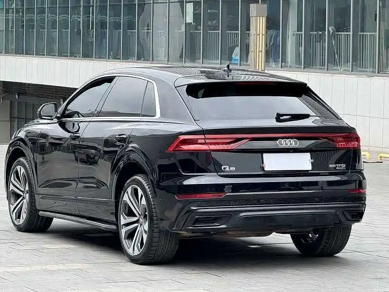 Audi Q8 2019 — фото 13