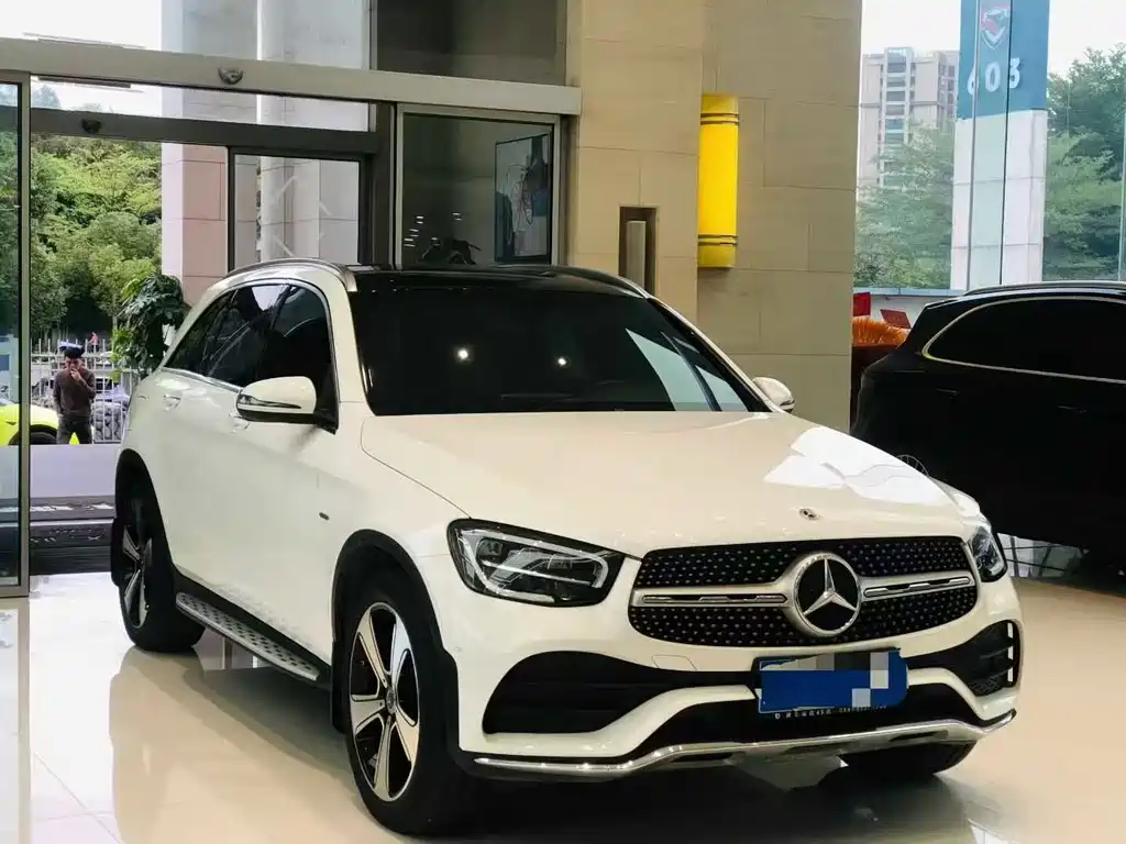 Mercedes-Benz GLC 2022 — фото 3