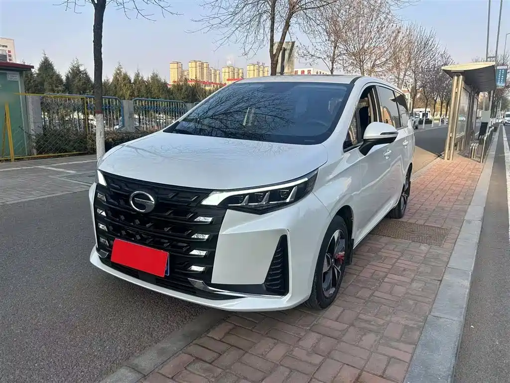 GAC Motor Trumpchi M6 2024 — фото 1