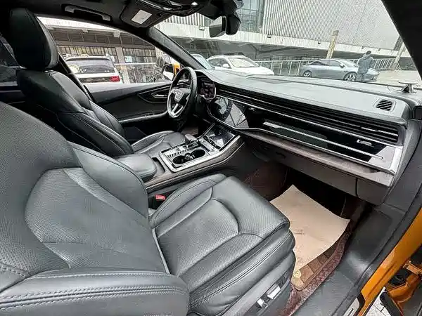 Audi Q8 2018