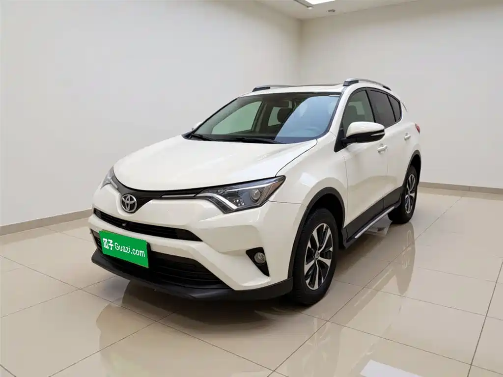 Toyota RAV4 2016 — фото 2