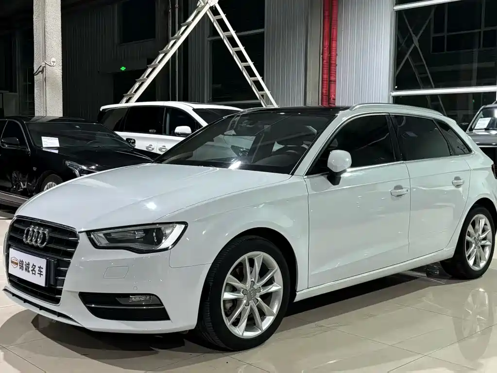 Audi A3 2017 — фото 1