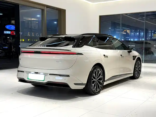 Zeekr 007GT 2025