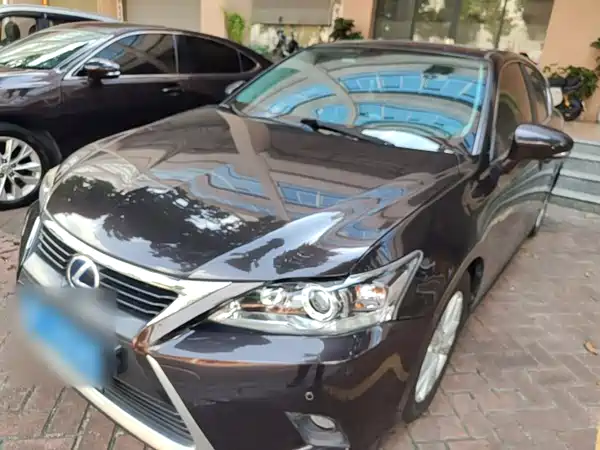 Lexus CT 2015