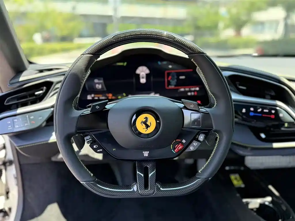 Ferrari SF90 2023 — фото 14