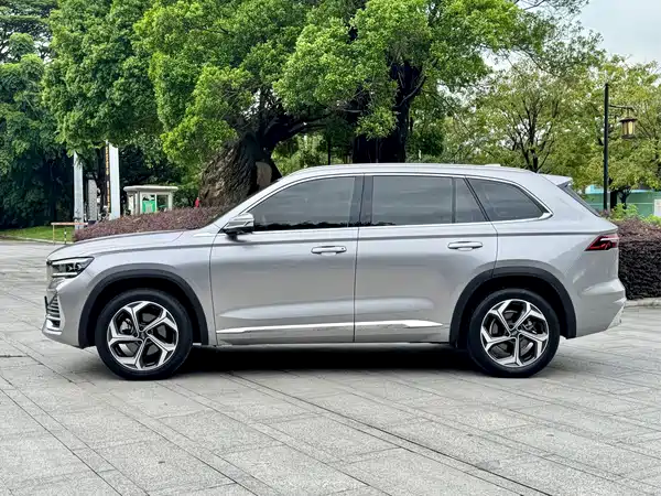 Geely Xingyue L 2022