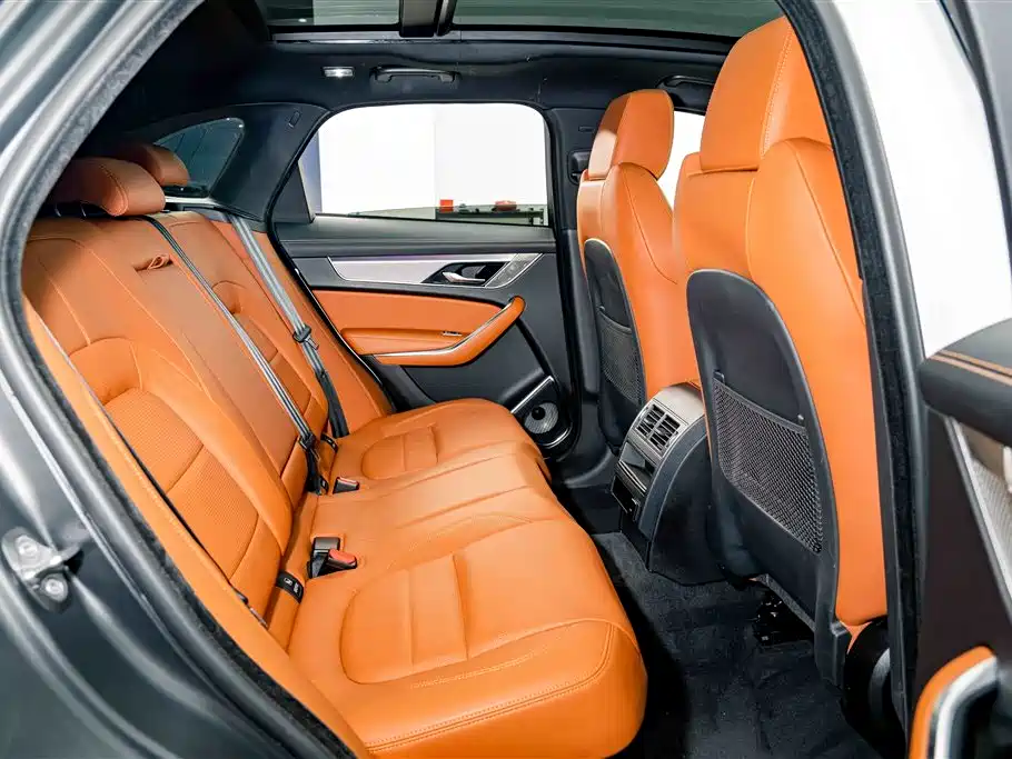 Jaguar F-PACE 2023 — фото 21
