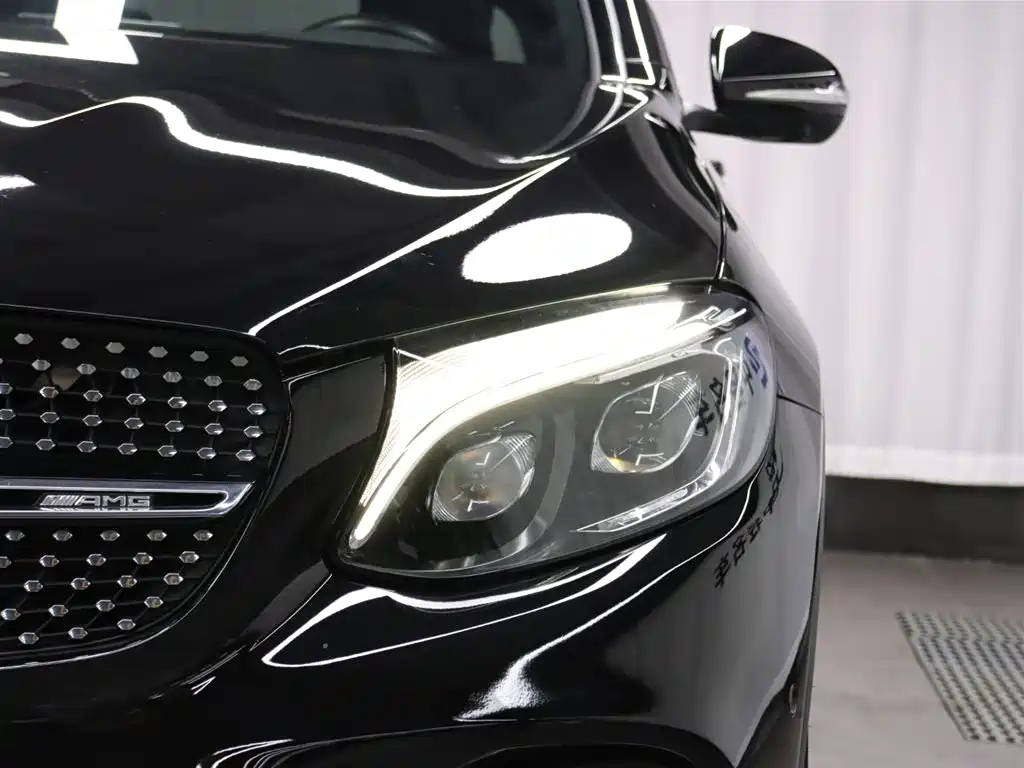 Mercedes-Benz GLC AMG 2019 — фото 22
