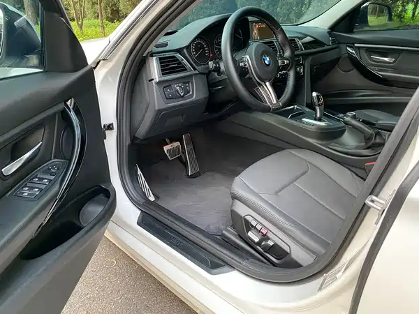 BMW 3 Series 2016
