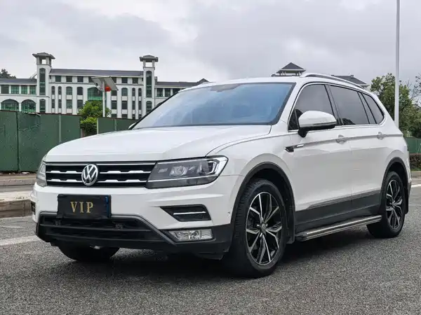 Volkswagen Tiguan L 2020