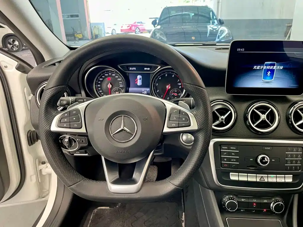 Mercedes-Benz GLA 2019 — фото 12