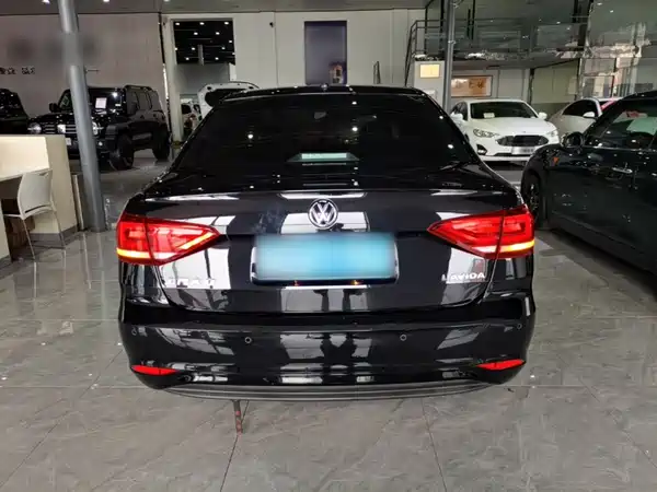 Volkswagen Lavida 2021