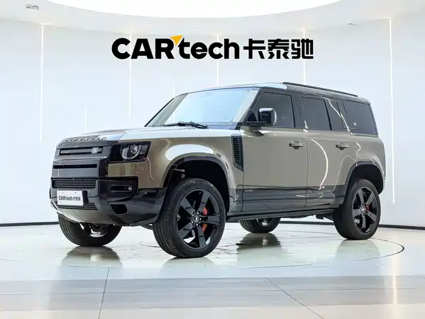 Land Rover Defender 2022