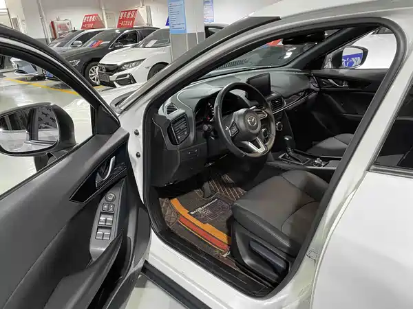 Mazda CX-4 2020