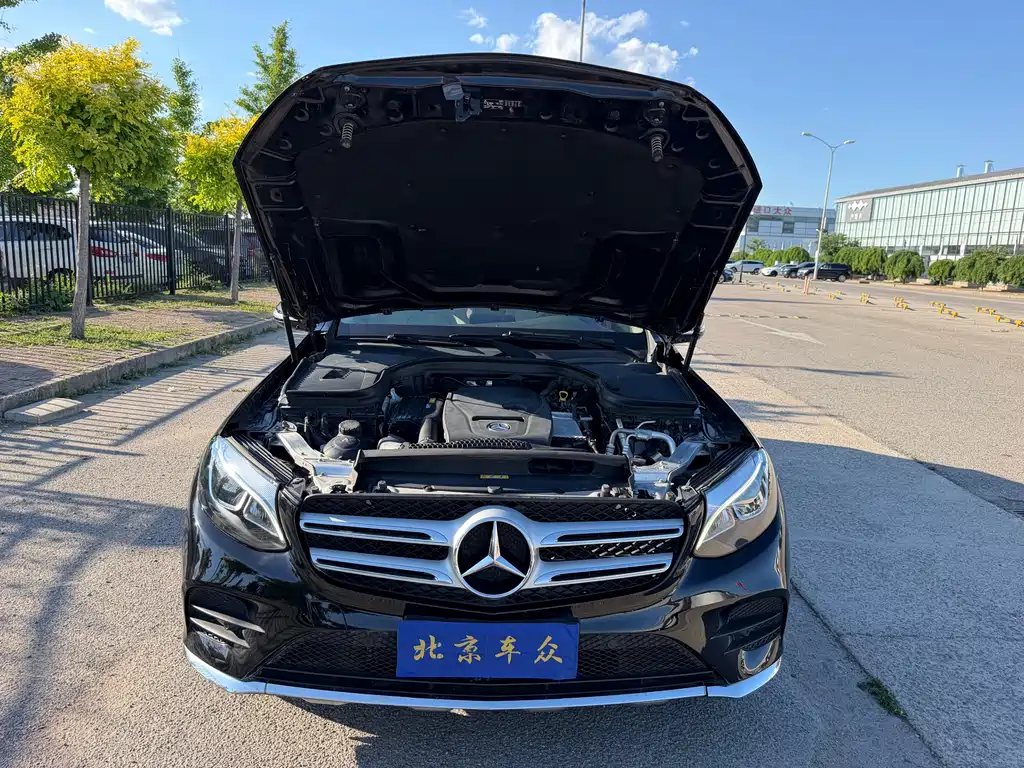 Mercedes-Benz GLC 2018 — фото 35