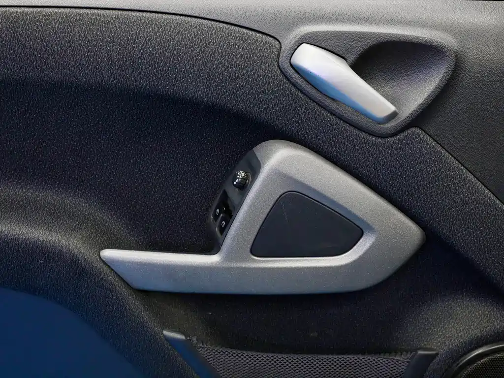 smart Fortwo 2010 — фото 16