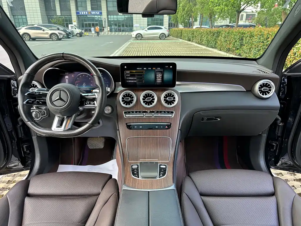 Mercedes-Benz GLC 2020 — фото 12