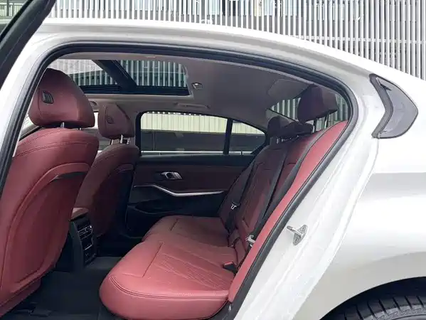 BMW i3 2023