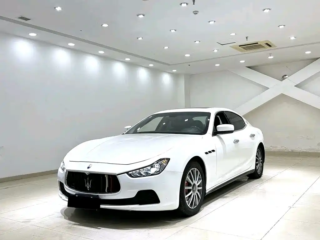 Maserati Ghibli 2016 — фото 1