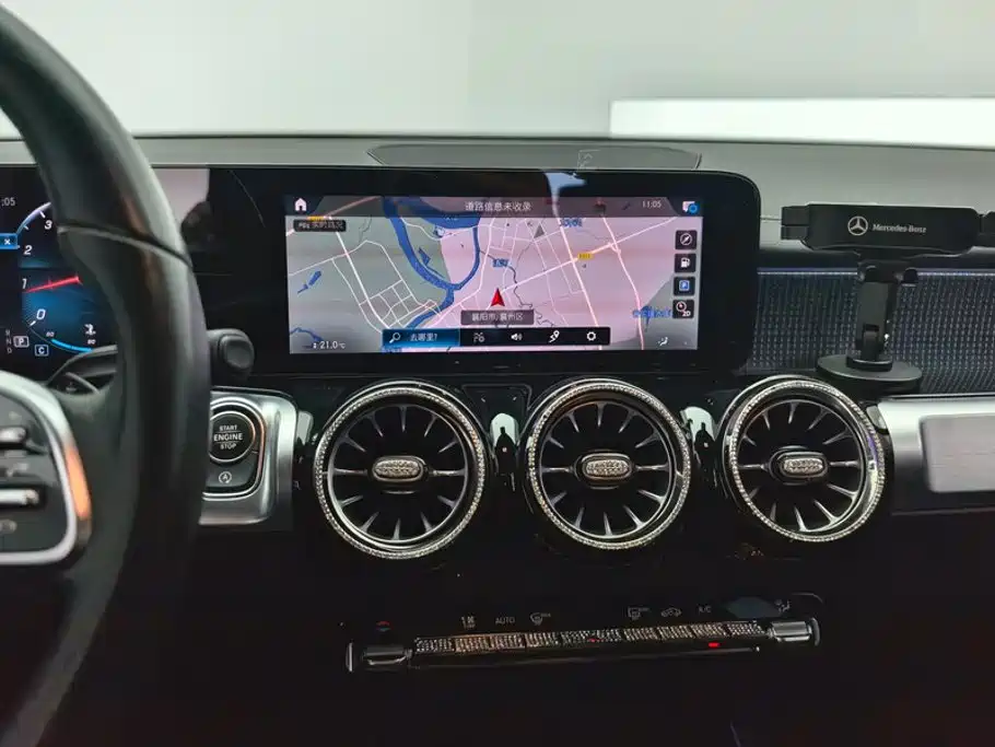 Mercedes-Benz GLB 2021 — фото 13