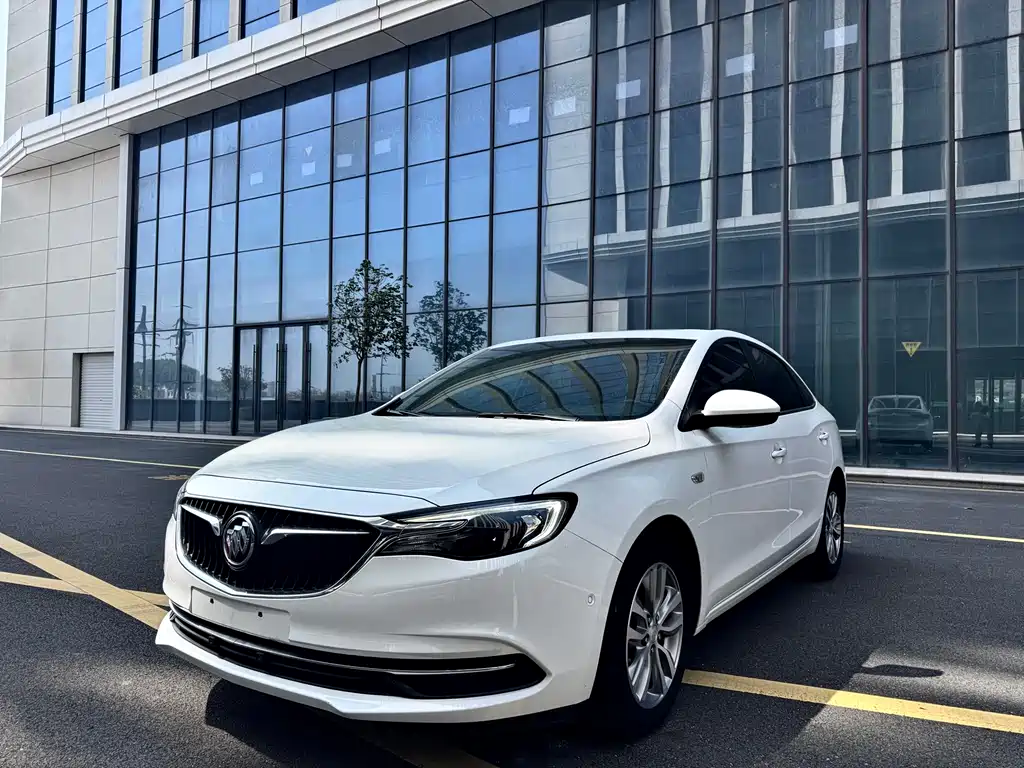 Buick Excelle 2020 — фото 1