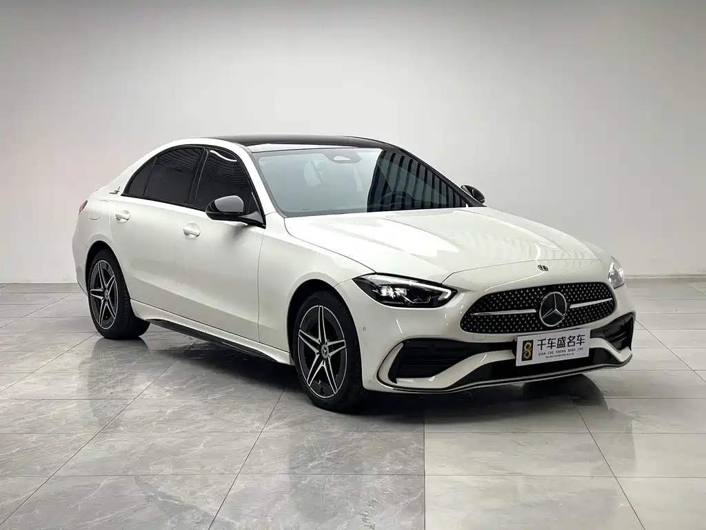 Mercedes-Benz C-Class 2023 — фото 3