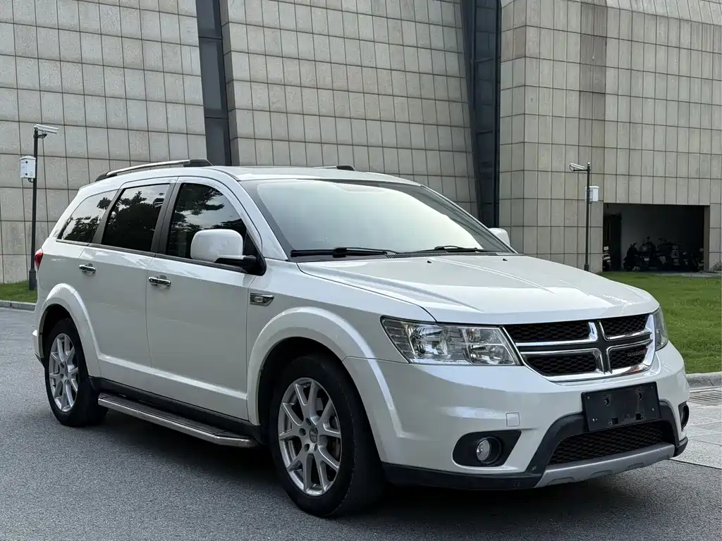 Dodge Journey 2015 — фото 2