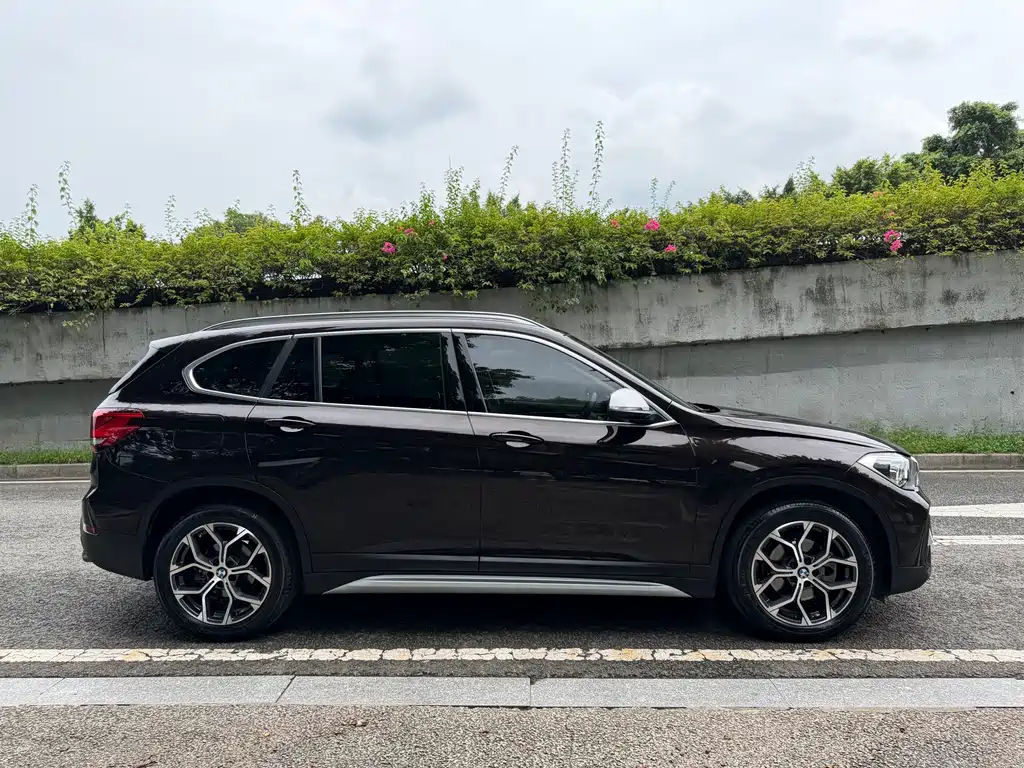 BMW X1 2022 — фото 6