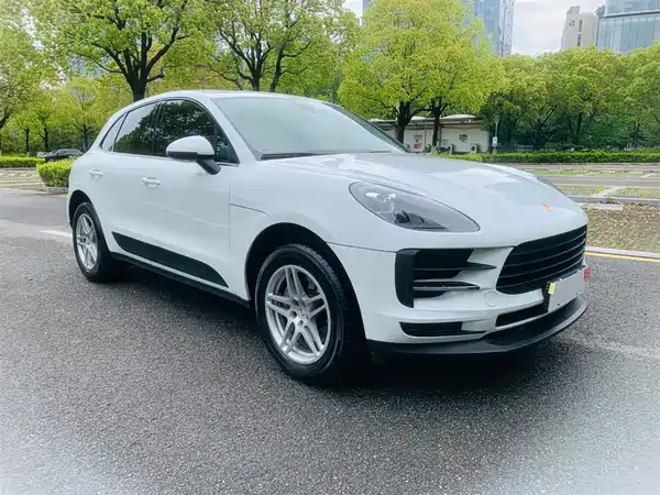 Porsche Macan 2020