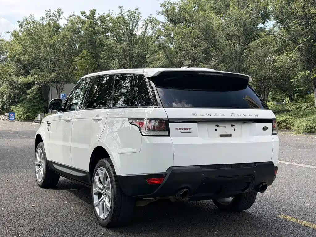 Land Rover Range Rover Sport 2014 — фото 16