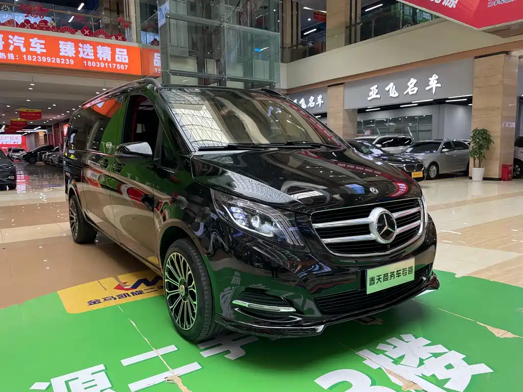 Mercedes-Benz V-Class 2019 — фото 4