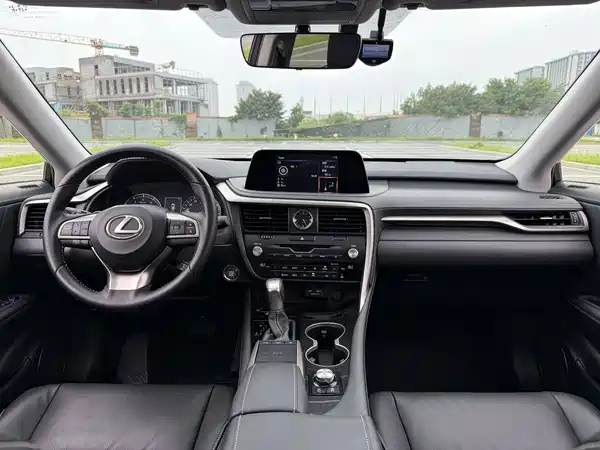 Lexus RX 2020