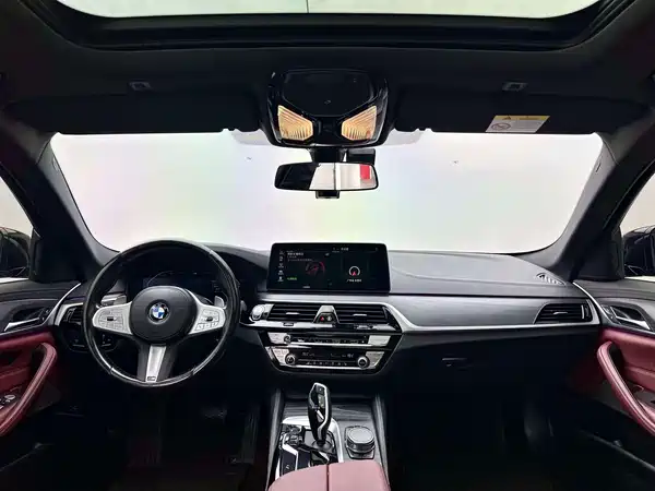 BMW 5 Series 2023
