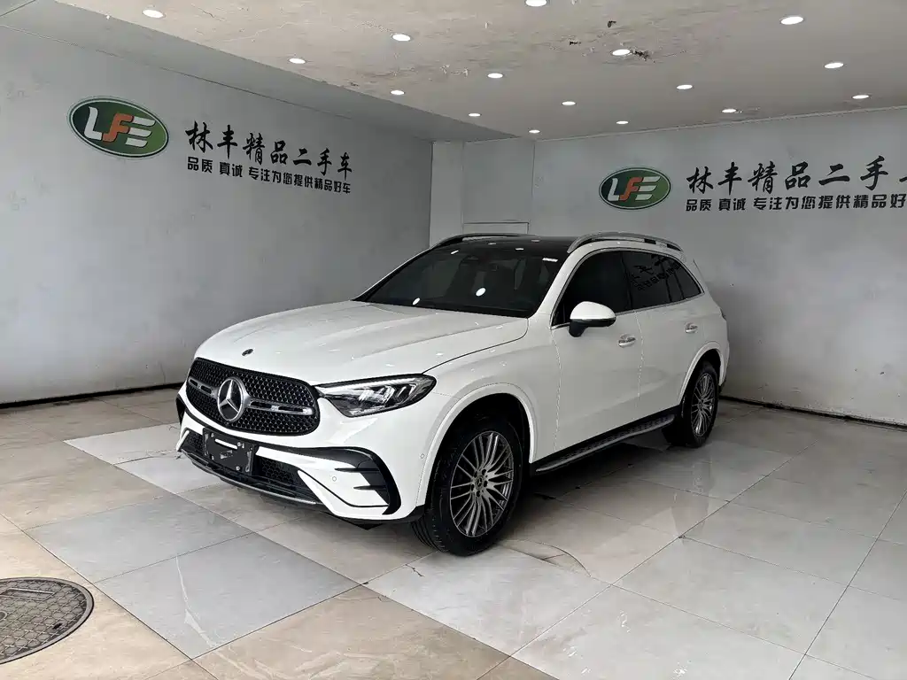 Mercedes-Benz GLC 2025 — фото 1