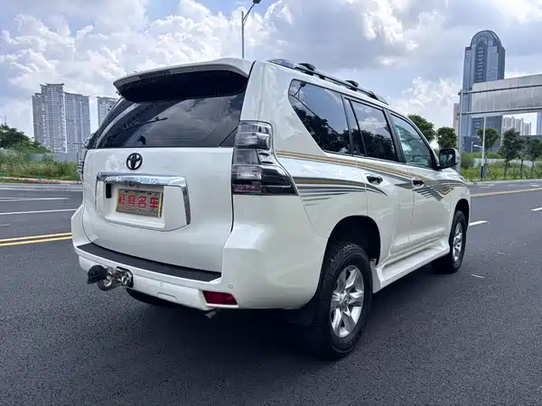 Toyota Prado 2010