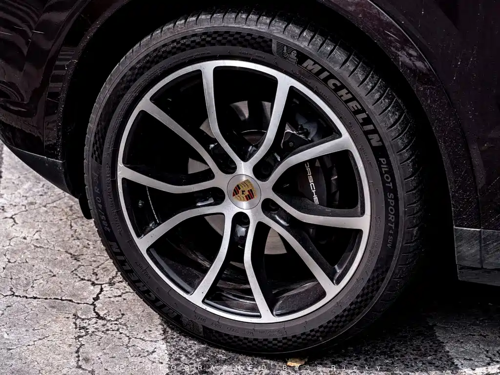 Porsche Cayenne 2021 — фото 13