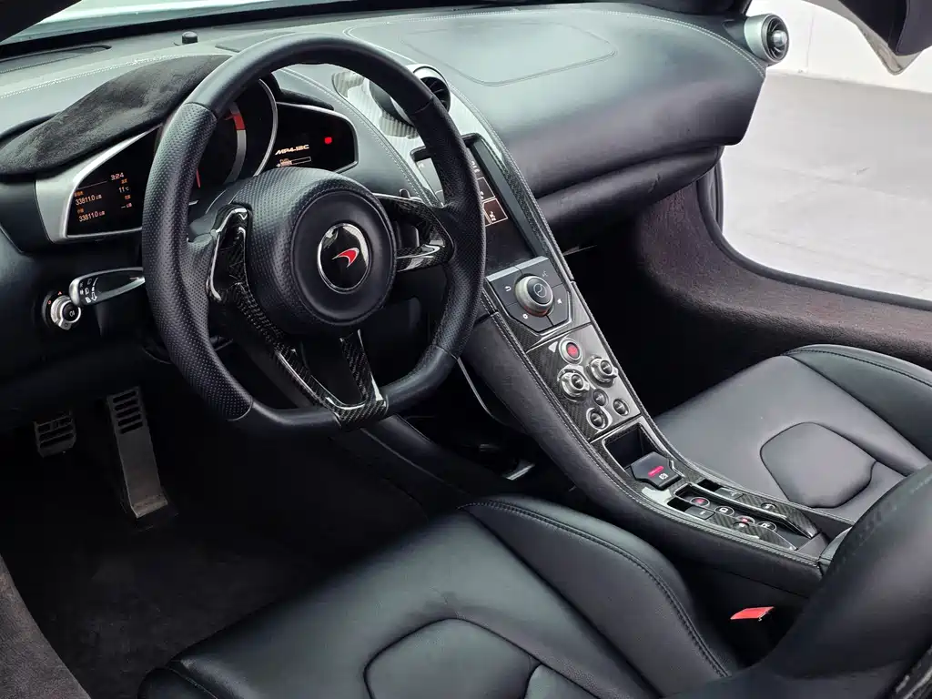 McLaren 12C 2015 — фото 14