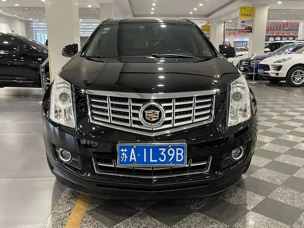 Cadillac SRX 2015 — фото 2