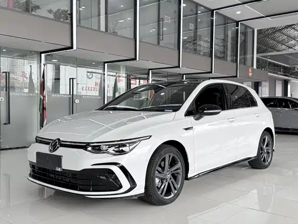 Volkswagen Golf 2022