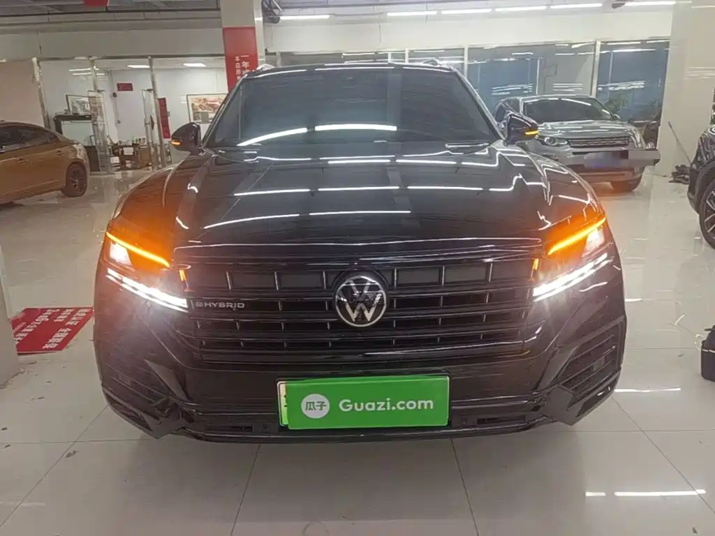 Volkswagen Touareg New Energy 2021 — фото 3