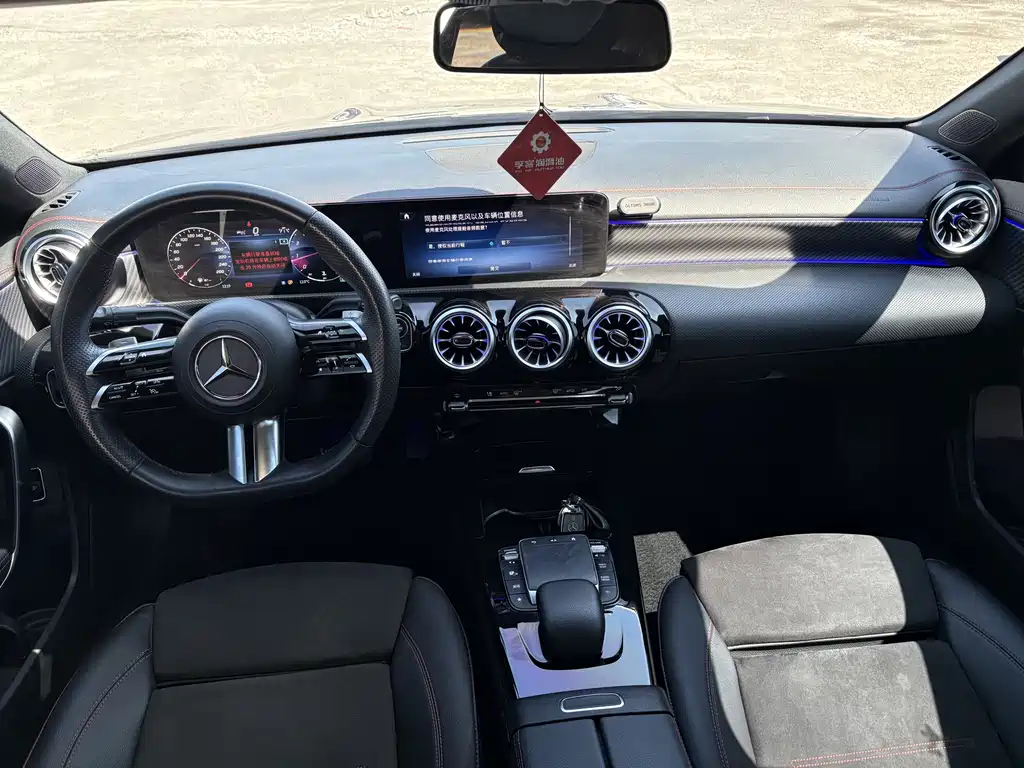 Mercedes-Benz A-Class 2023 — фото 10