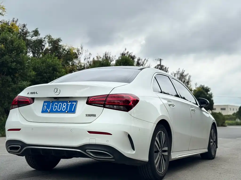 Mercedes-Benz A-Class 2019 — фото 6