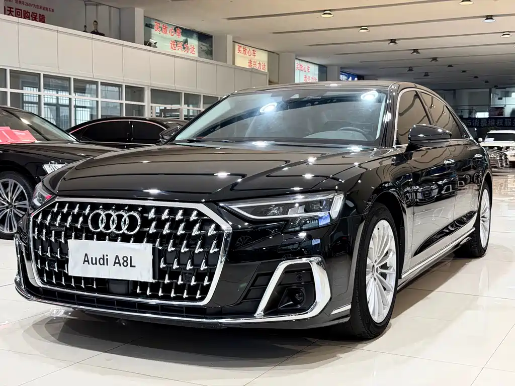 Audi A8 2023