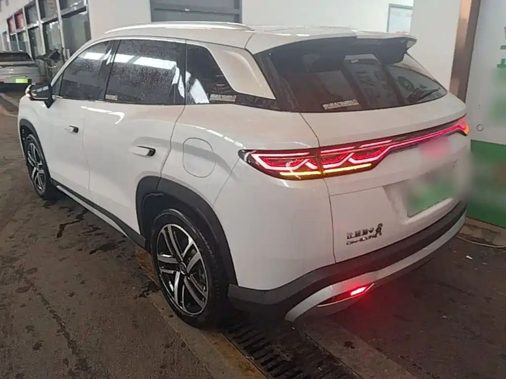 BYD Song L DM-i 2024 — фото 5
