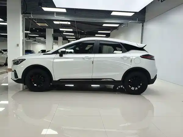 Geely Emgrand S 2022