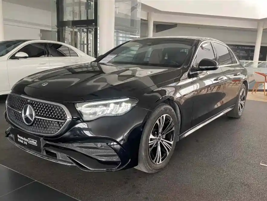 Mercedes-Benz E-Class 2024