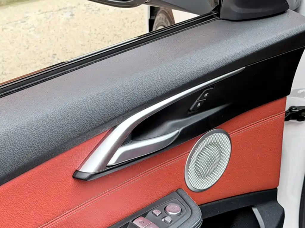 BMW 1 Series 2020 — фото 15