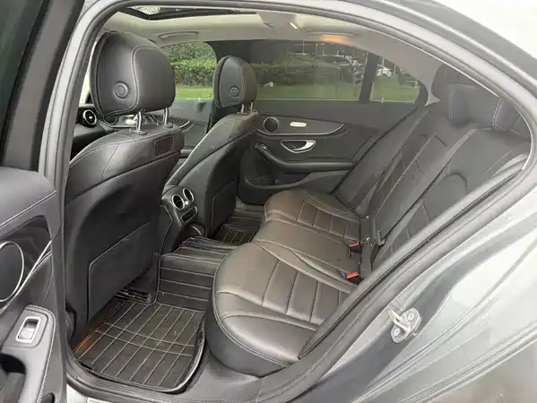 Mercedes-Benz C-Class 2019