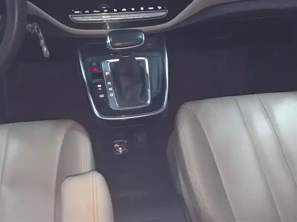 GAC Trumpchi M6 2019