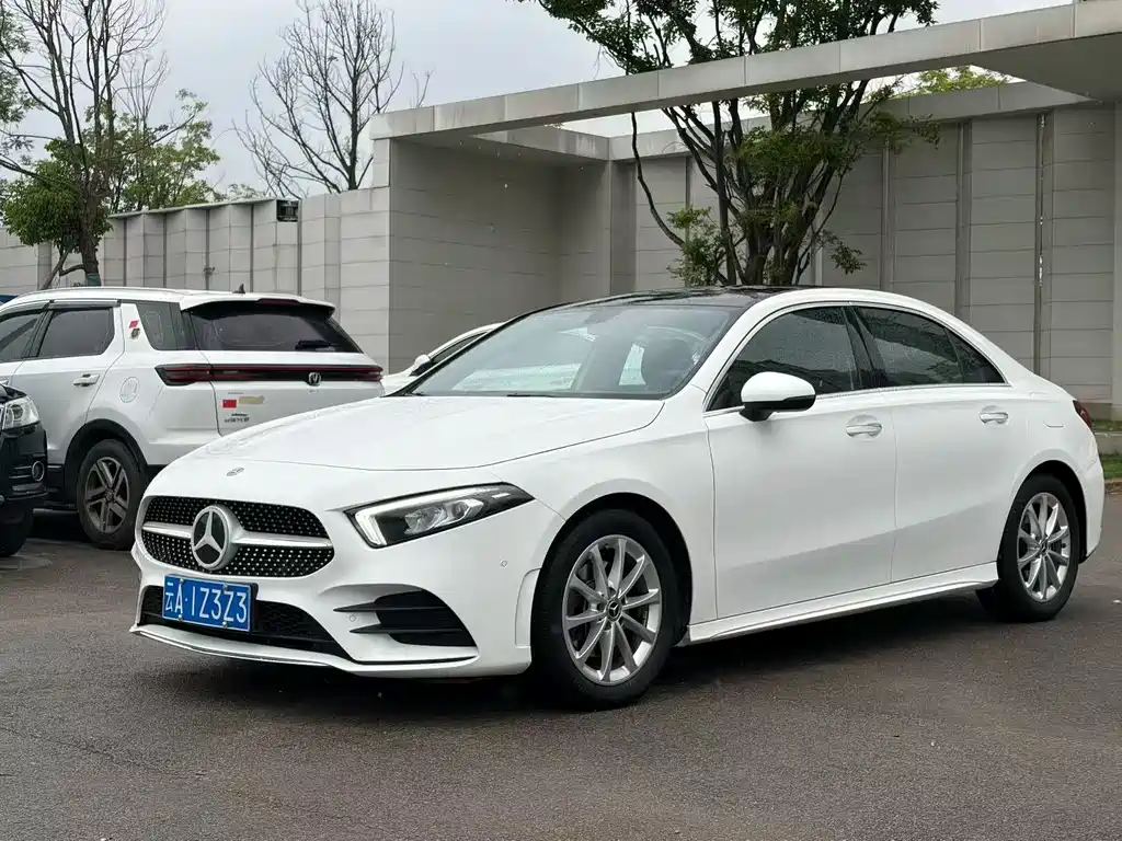 Mercedes-Benz A-Class 2020 — фото 1